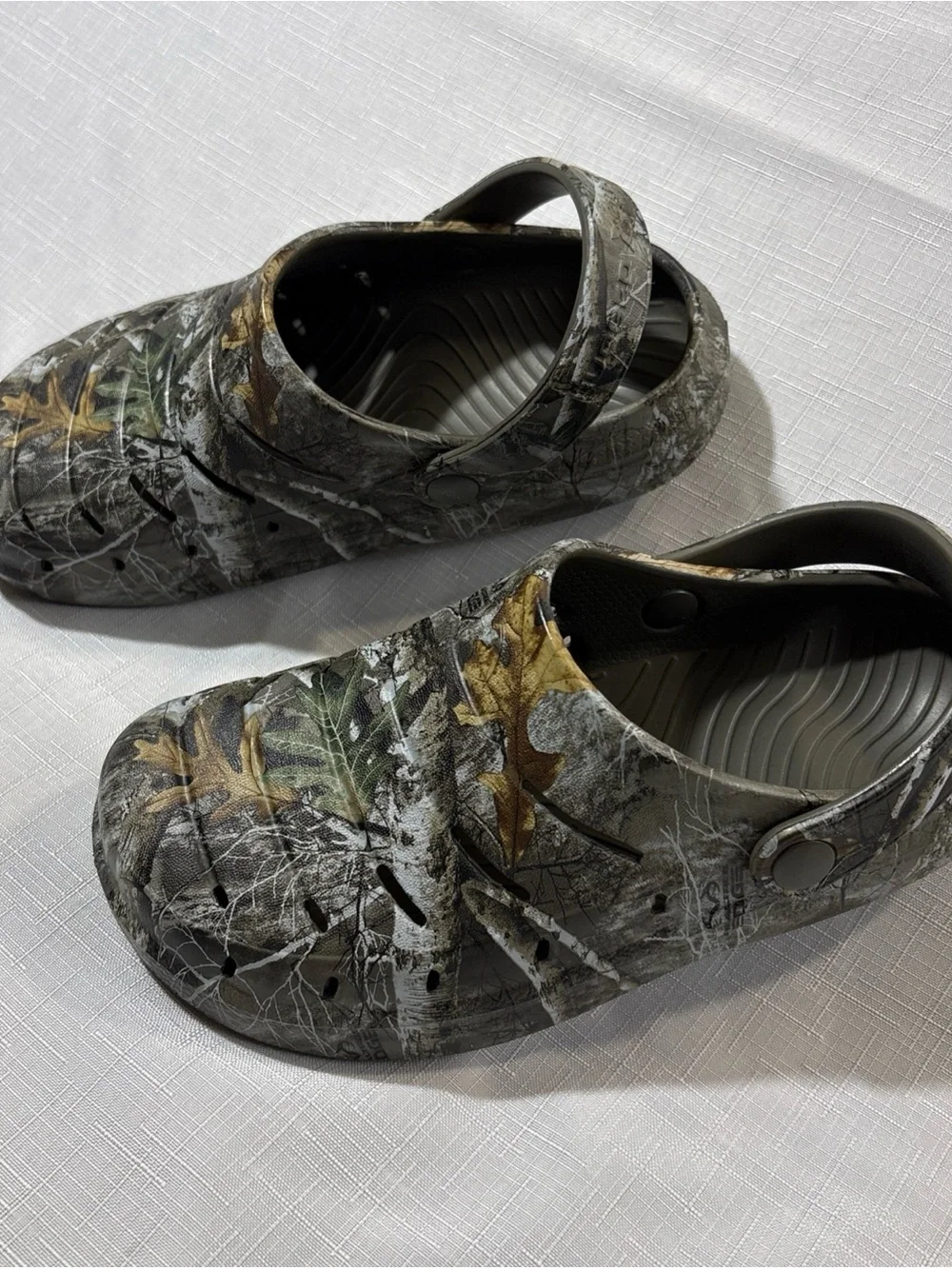 Kids Camo Water Clog - Gray/Green/Brown